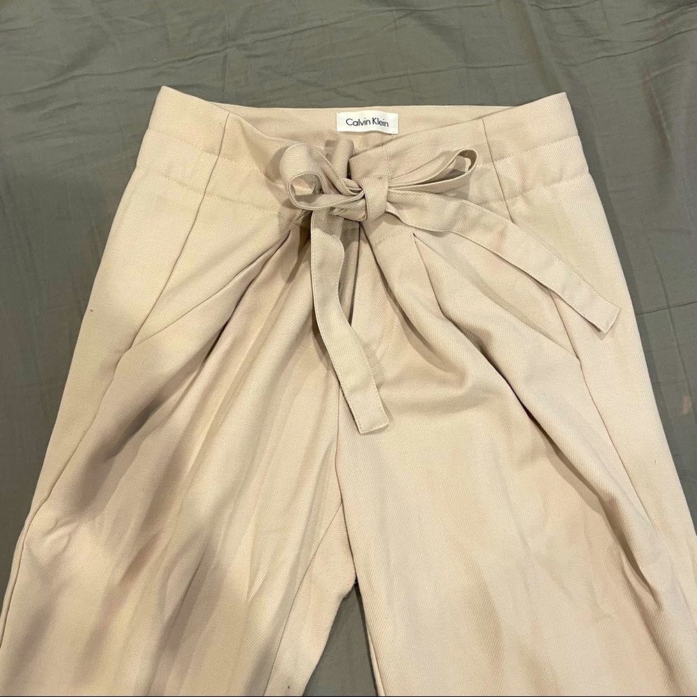 Calvin Klein paper bag trousers beige